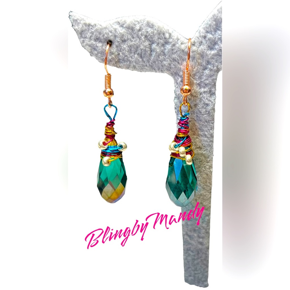 Beautiful green briolette shape beads in wire wrapped style in multi colored fun
